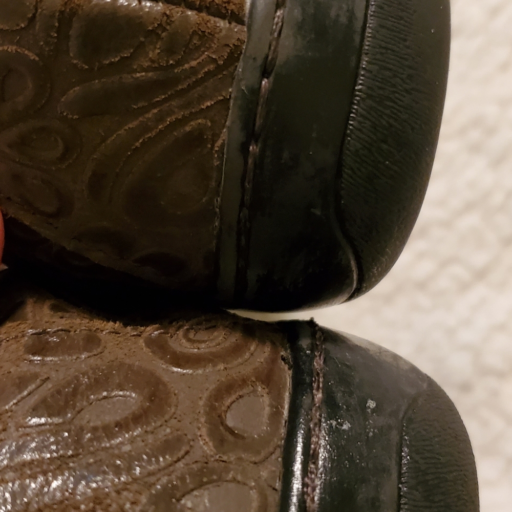 Shoes - Picture 5 of 5